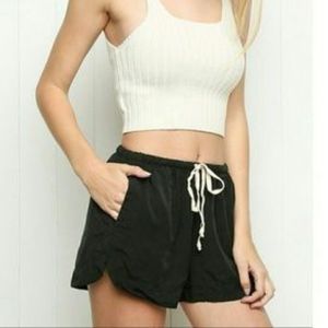 Brandy Melville Eve shorts